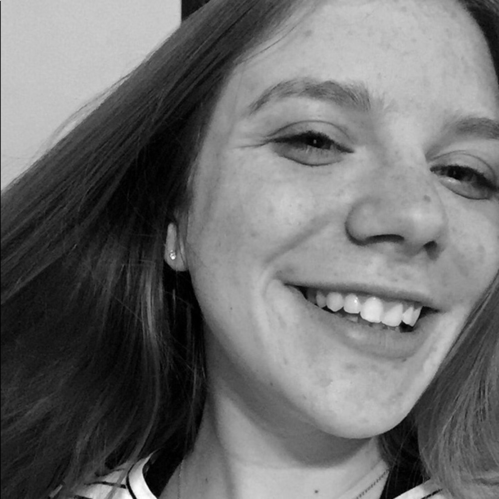 Meet your Posher, Halli